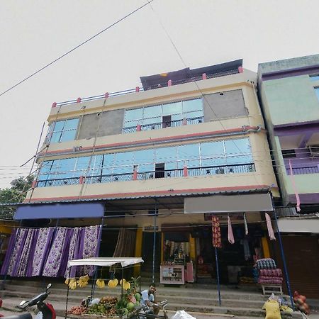 Spot On 30735 Dreamland Guest House Dispur Экстерьер фото