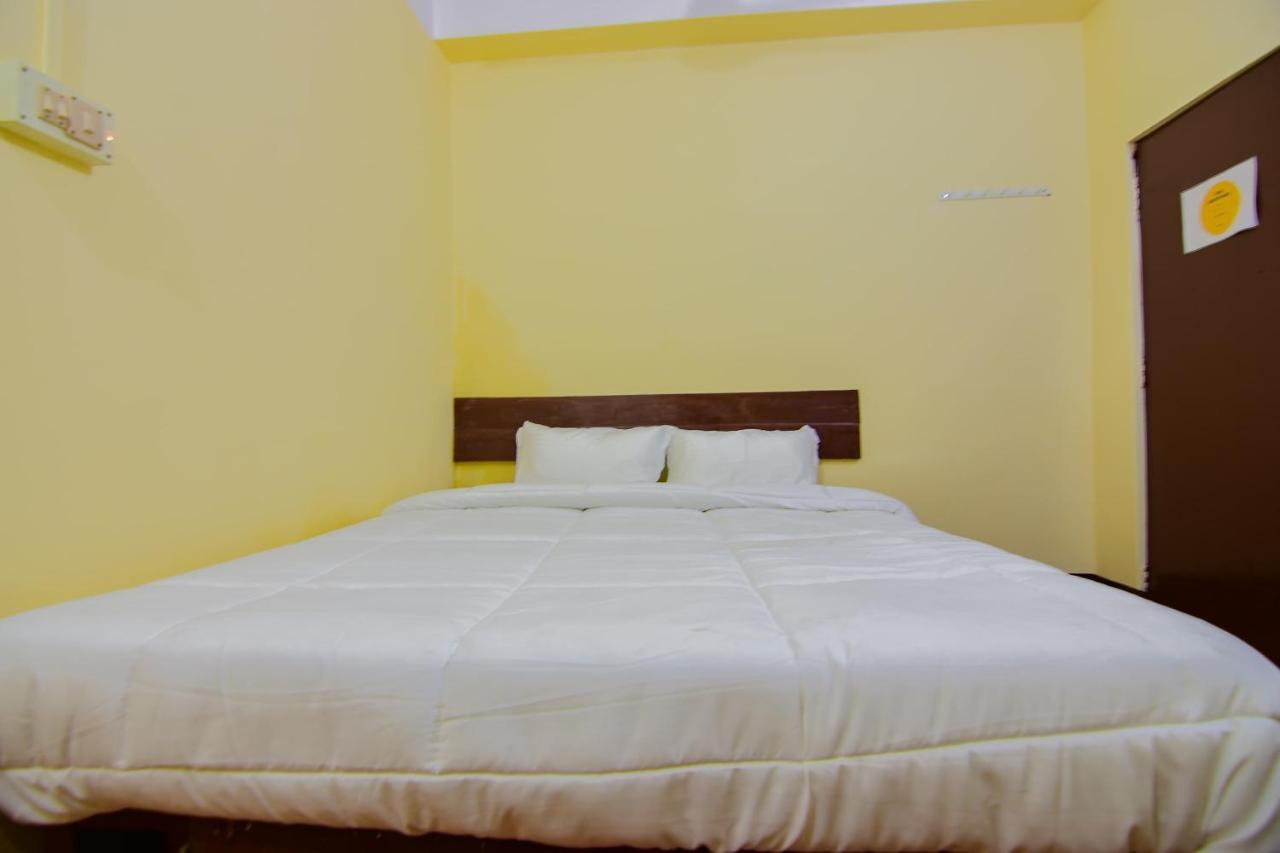 Spot On 30735 Dreamland Guest House Dispur Экстерьер фото