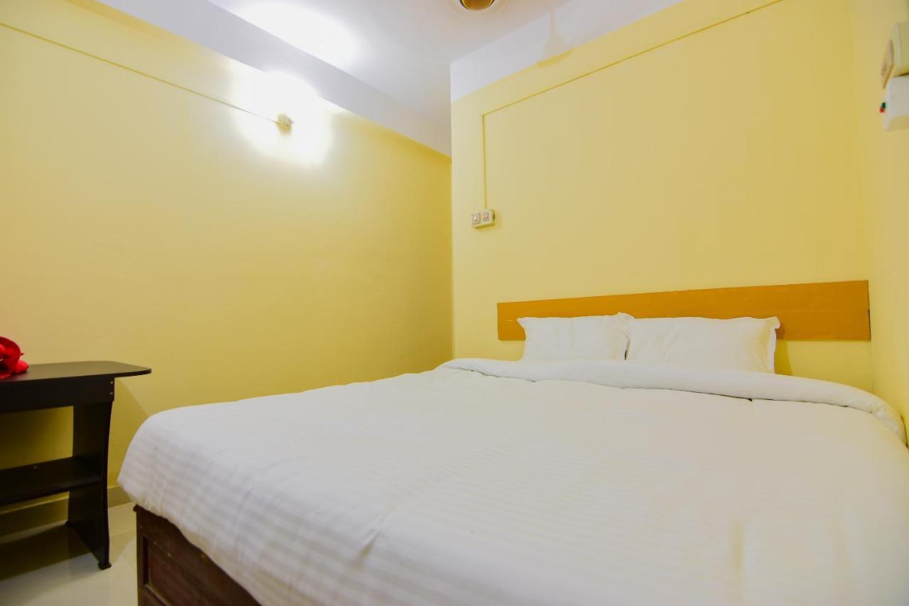 Spot On 30735 Dreamland Guest House Dispur Экстерьер фото