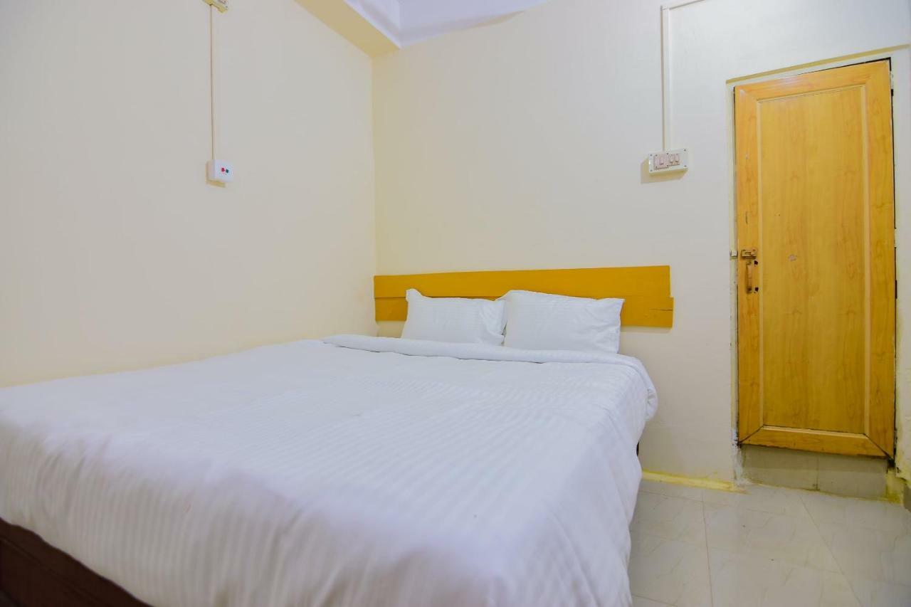 Spot On 30735 Dreamland Guest House Dispur Экстерьер фото